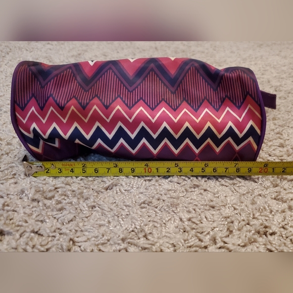 Chevron Pattern Makeup Bag 💄 - Picture 6 of 8